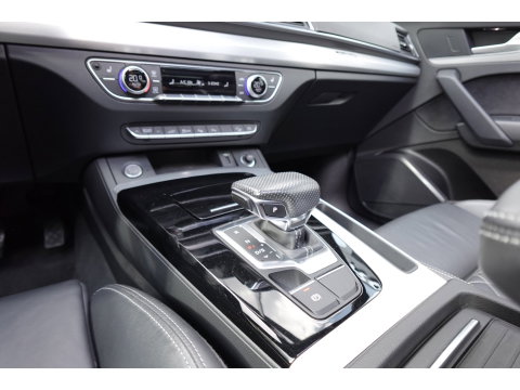 Audi Q5 50 TFSI e S edition PANO 360 KEYLESS