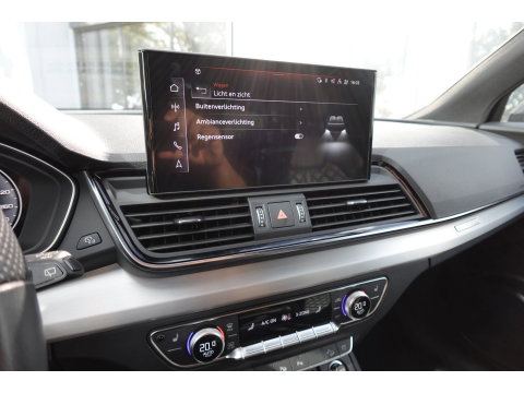 Audi Q5 50 TFSI e S edition PANO 360 KEYLESS