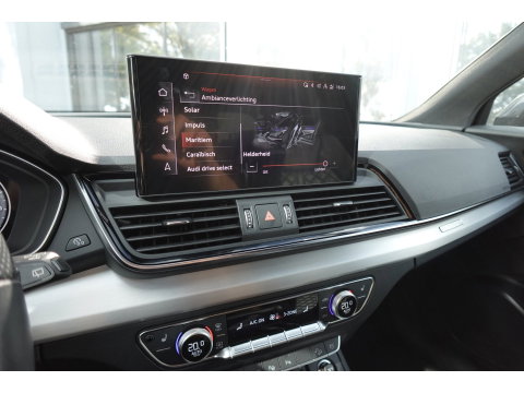 Audi Q5 50 TFSI e S edition PANO 360 KEYLESS
