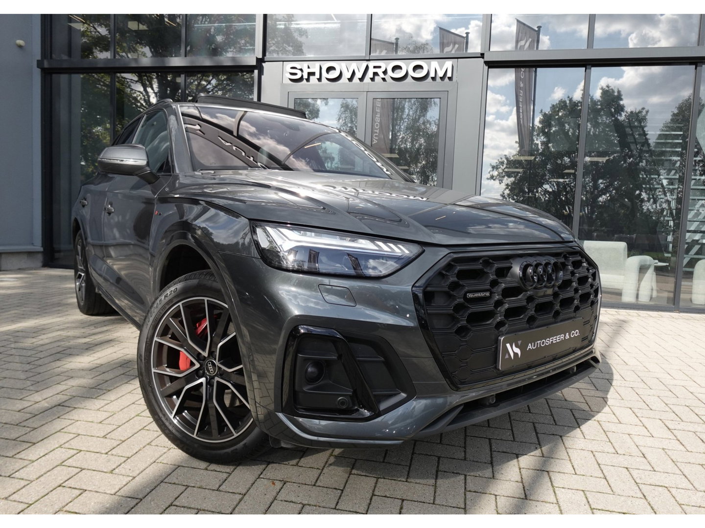 Audi Q5 50 TFSI e S edition PANO 360 KEYLESS