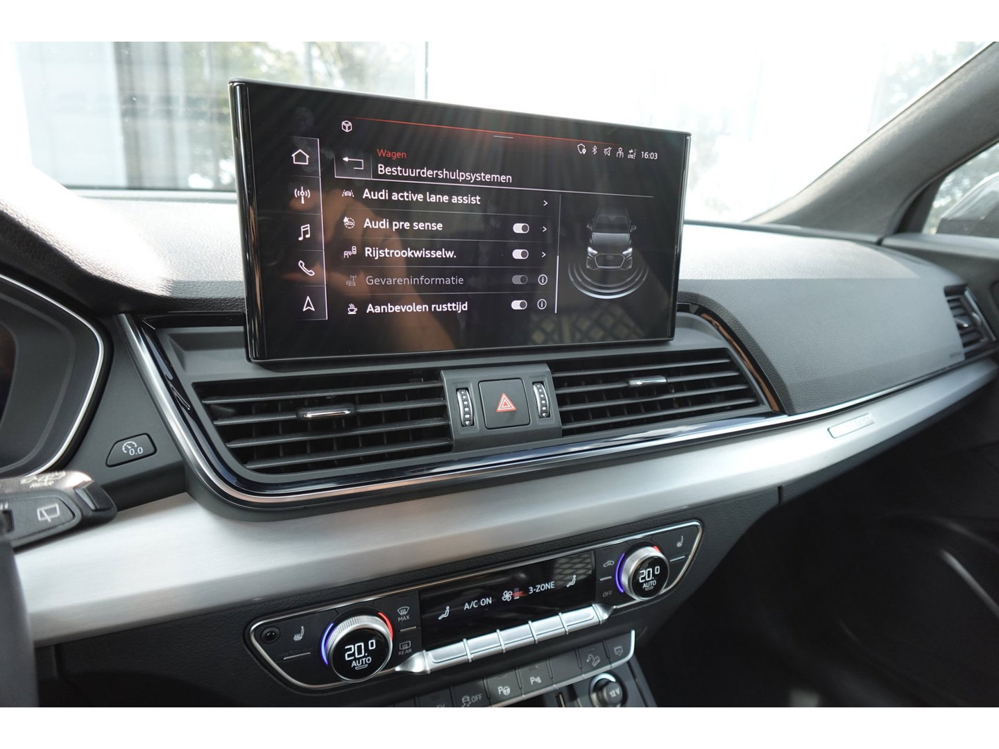 Audi Q5 50 TFSI e S edition PANO 360 KEYLESS