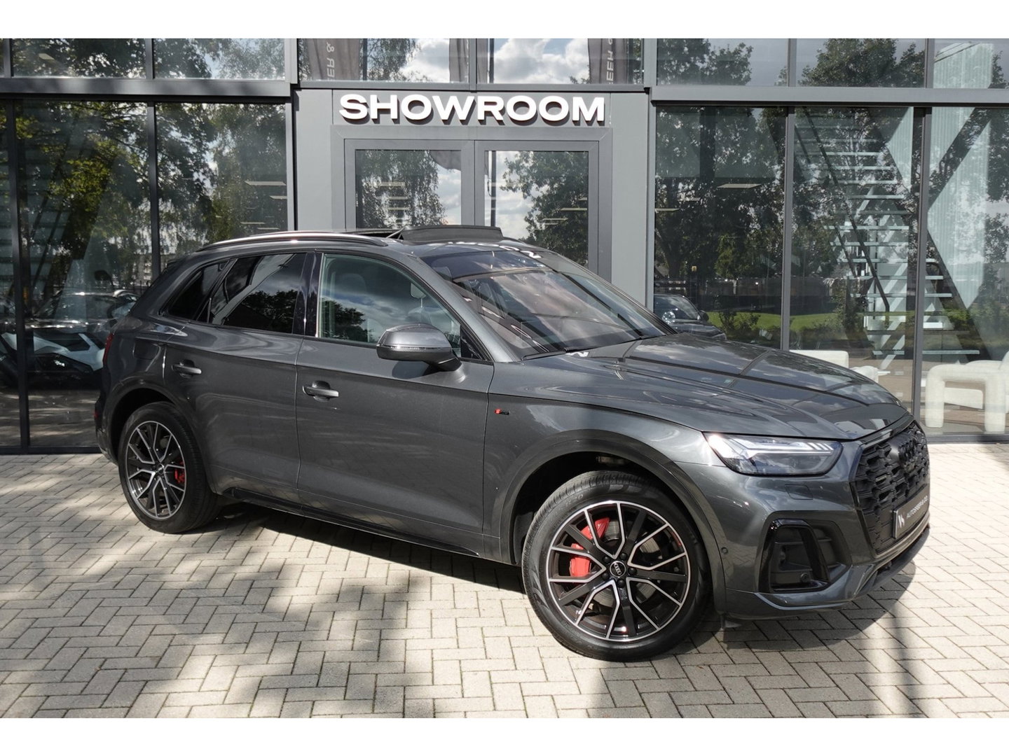 Audi Q5 50 TFSI e S edition PANO 360 KEYLESS