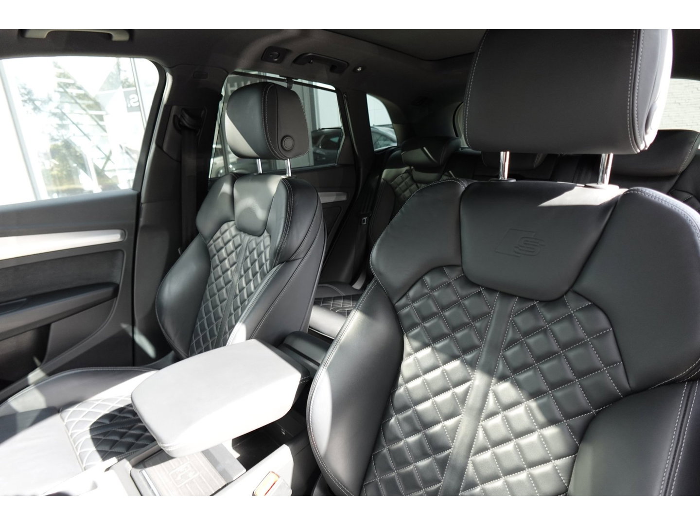 Audi Q5 50 TFSI e S edition PANO 360 KEYLESS