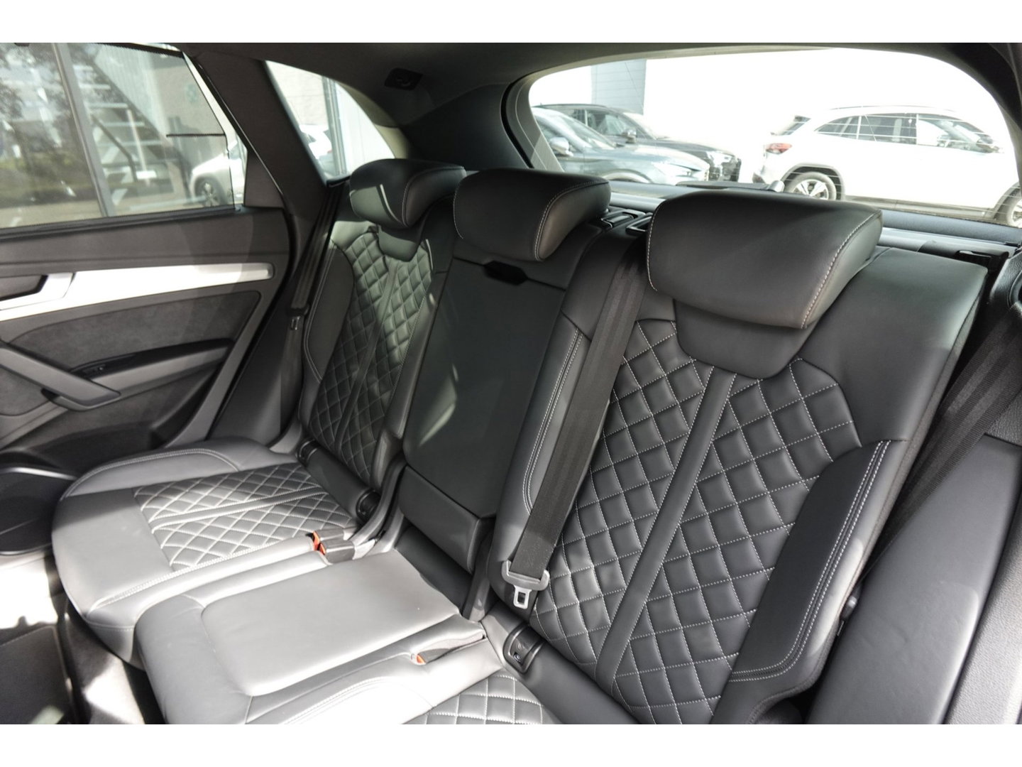 Audi Q5 50 TFSI e S edition PANO 360 KEYLESS