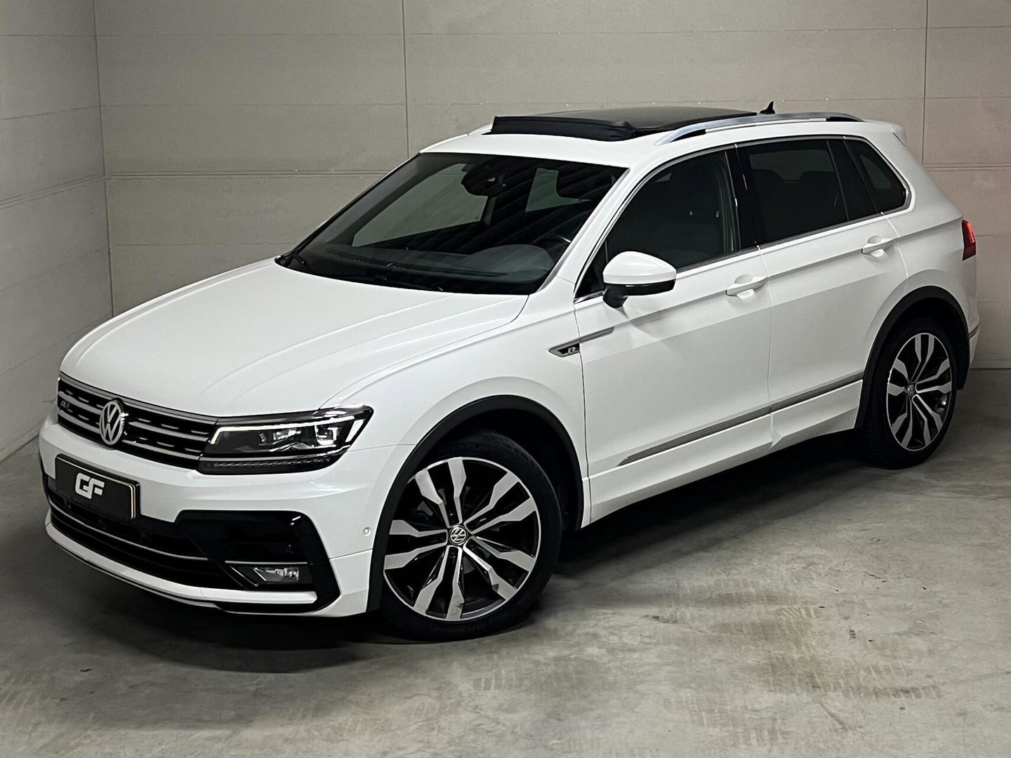 Volkswagen Tiguan 1.5 TSI R-Line Pano Virtual ACC NAP