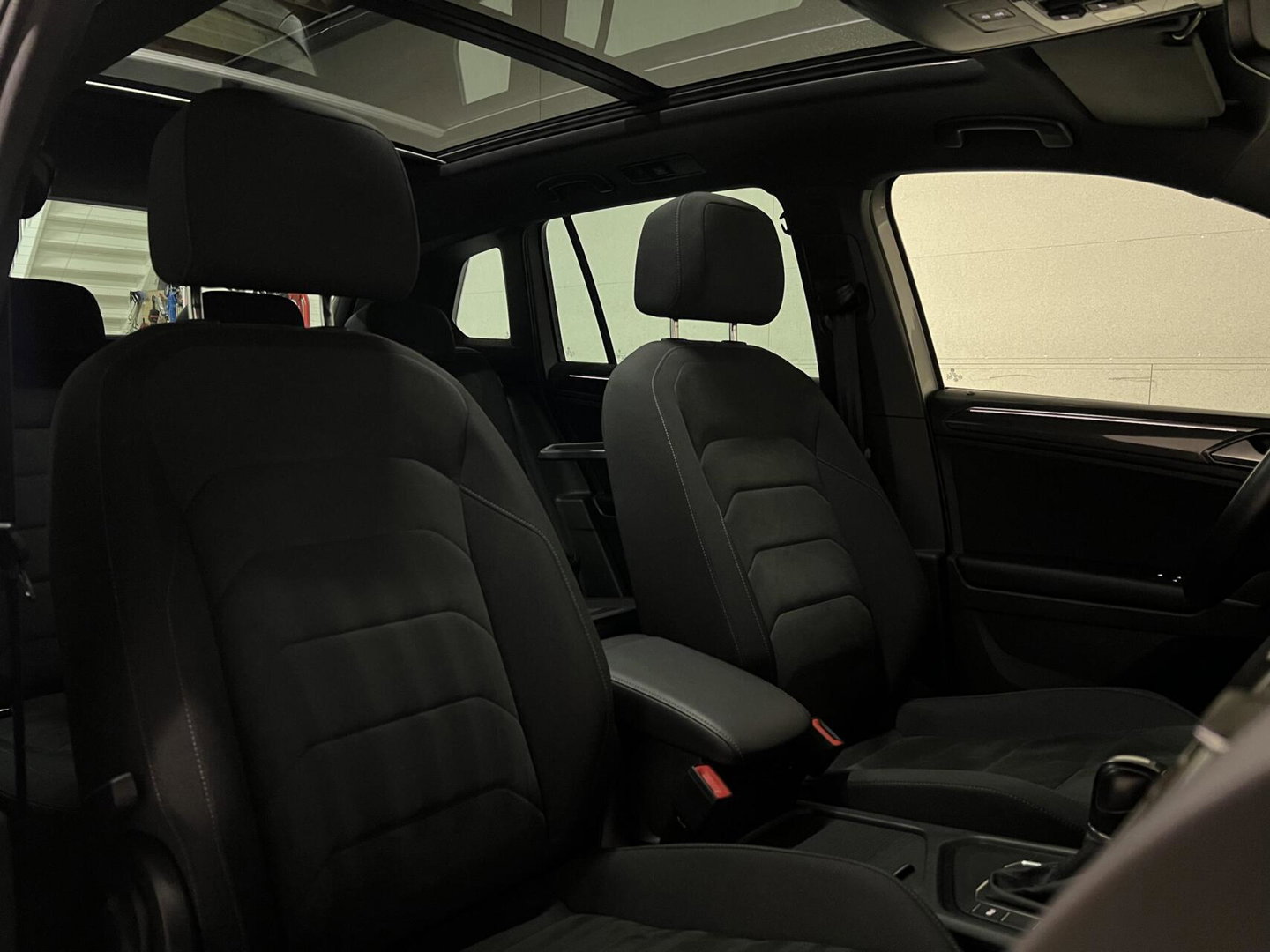 Volkswagen Tiguan 1.5 TSI R-Line Pano Virtual ACC NAP