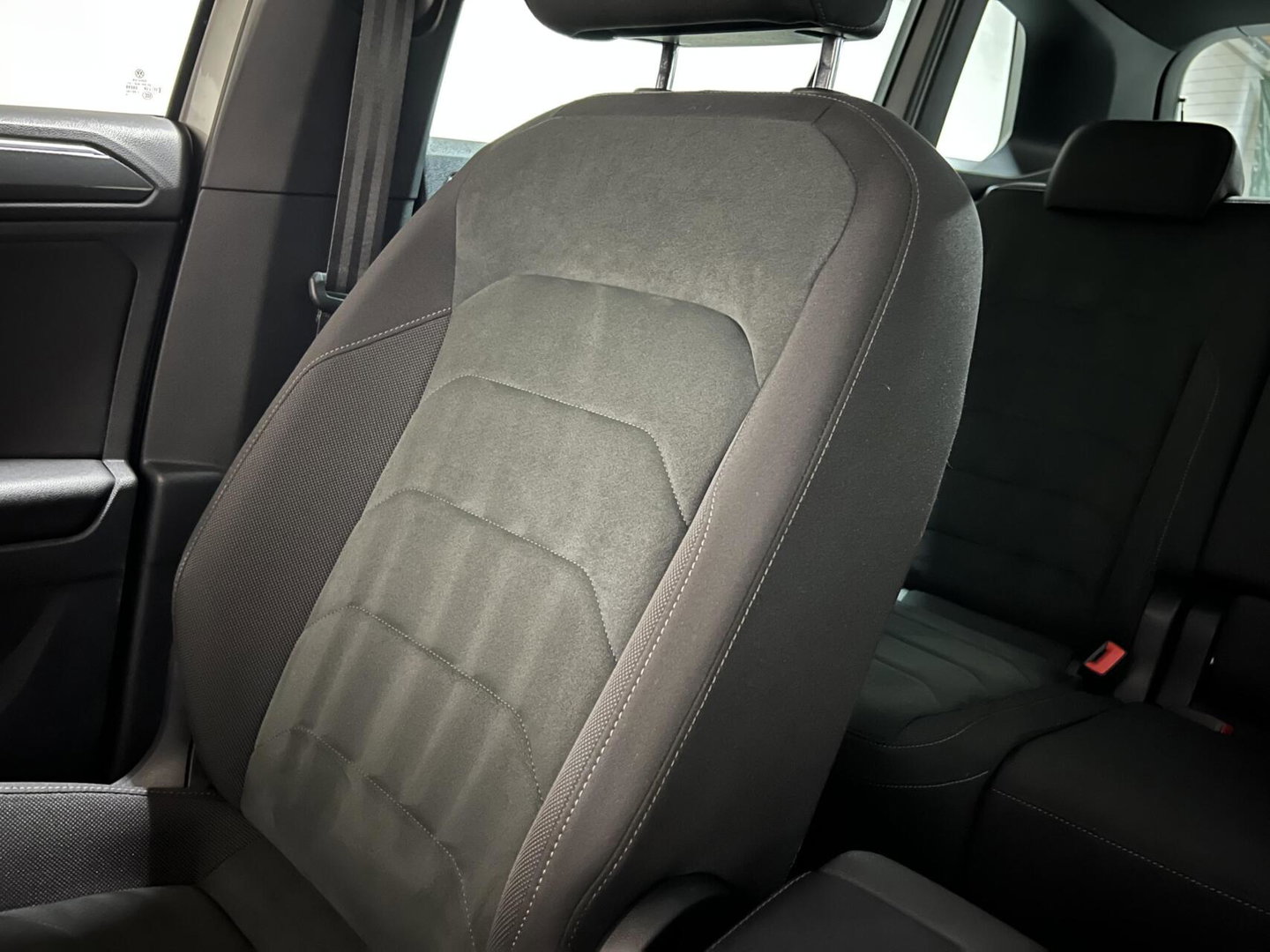 Volkswagen Tiguan 1.5 TSI R-Line Pano Virtual ACC NAP