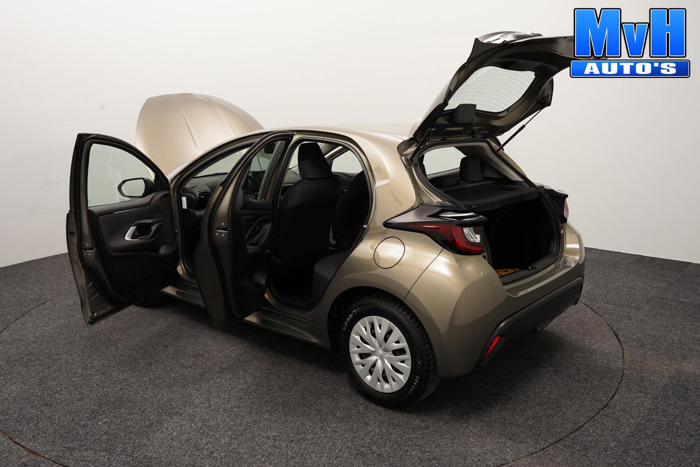Toyota Yaris 1.5 VVT-i Active|CAMERA|ADAP.CRUISE|CARPLAY|NAP