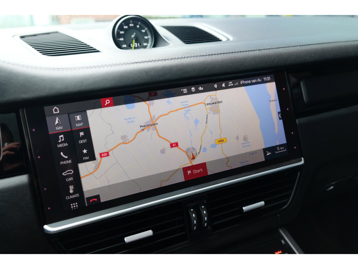 Porsche Cayenne Coupé 4.0 V8 Turbo S 680pk E-Hybrid Panoramadak *SOH 89%* Keramisch *BTW* Massage Trekhaak Stoelkoeling Luchtvering