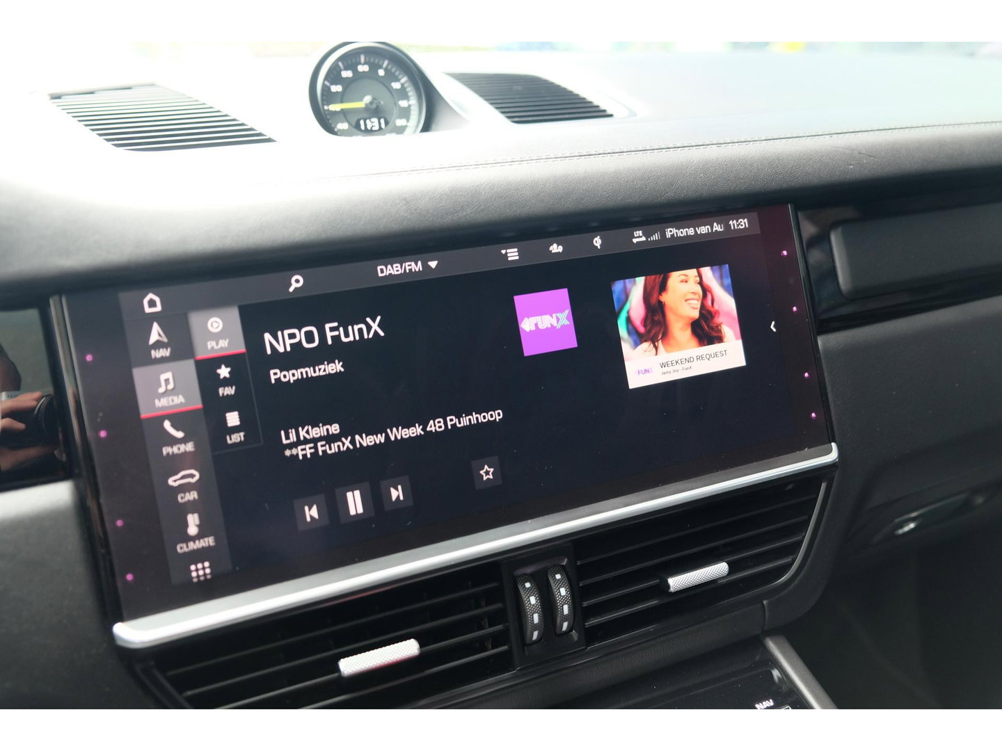 Porsche Cayenne Coupé 4.0 V8 Turbo S 680pk E-Hybrid Panoramadak *SOH 89%* Keramisch *BTW* Massage Trekhaak Stoelkoeling Luchtvering