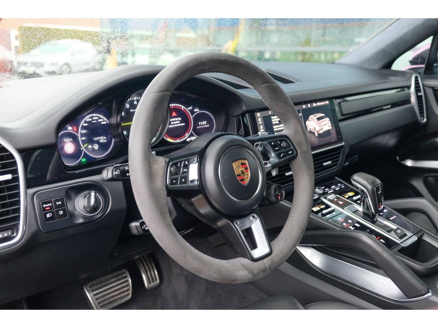 Porsche Cayenne Coupé 4.0 V8 Turbo S 680pk E-Hybrid Panoramadak *SOH 89%* Keramisch *BTW* Massage Trekhaak Stoelkoeling Luchtvering