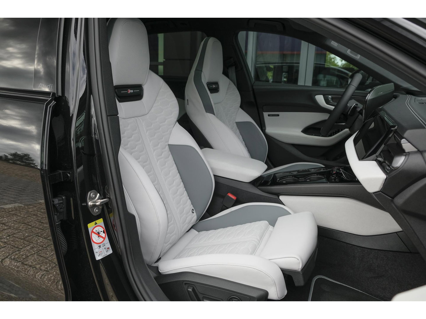 Audi RS5 Avant 2.9 V6 640pk e-Hybrid Panoramadak Keramisch Audi Exclusive Carbon pakket B&O Sportuitlaat VOL!!!