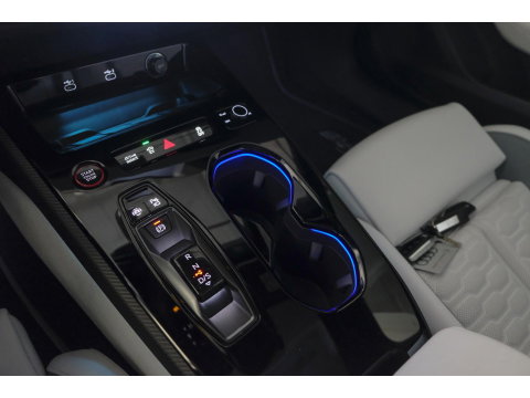 Audi RS5 Avant 2.9 V6 640pk e-Hybrid Panoramadak Keramisch Audi Exclusive Carbon pakket B&O Sportuitlaat VOL!!!
