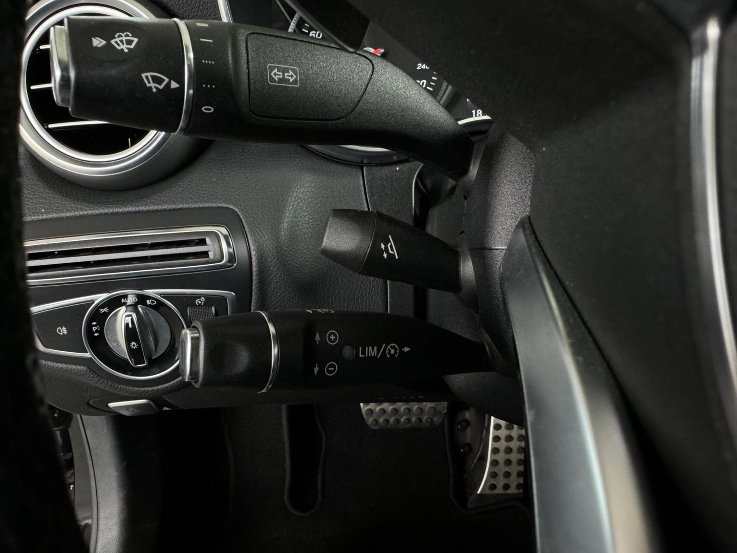 Mercedes-Benz C-Klasse AMG Pano Leer Sfeer Memory Camera NAP
