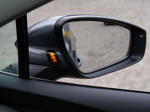 Škoda Enyaq iV 80 LEER/ ADAPTIVE CRUISE/ TREKHAAK/ BLINDSPOT/ ELEKT. STOEL/ SOH 90%