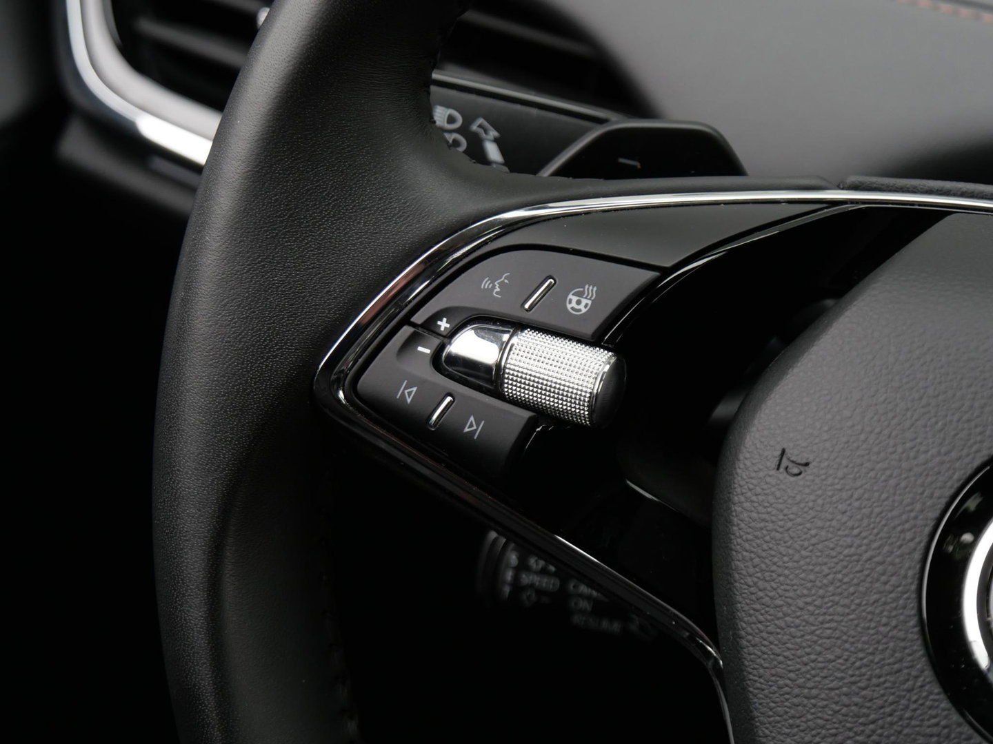 Škoda Enyaq iV 80 LEER/ ADAPTIVE CRUISE/ TREKHAAK/ BLINDSPOT/ ELEKT. STOEL/ SOH 90%
