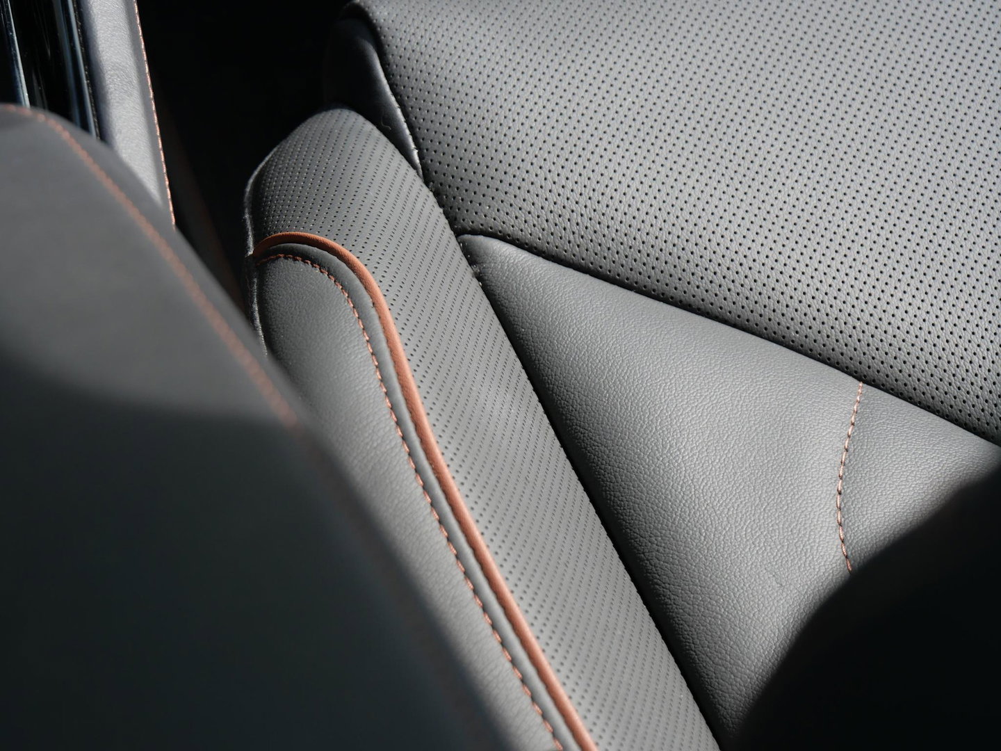 Škoda Enyaq iV 80 LEER/ ADAPTIVE CRUISE/ TREKHAAK/ BLINDSPOT/ ELEKT. STOEL/ SOH 90%