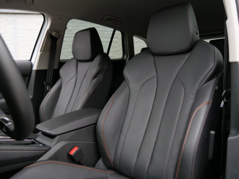 Škoda Enyaq iV 80 LEER/ ADAPTIVE CRUISE/ TREKHAAK/ BLINDSPOT/ ELEKT. STOEL/ SOH 90%