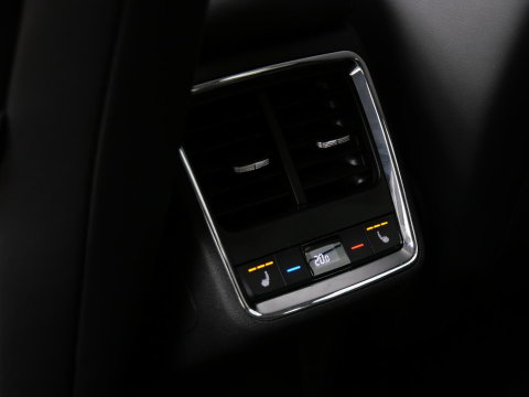 Škoda Enyaq iV 80 LEER/ ADAPTIVE CRUISE/ TREKHAAK/ BLINDSPOT/ ELEKT. STOEL/ SOH 90%