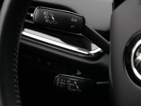 Škoda Enyaq iV 80 LEER/ ADAPTIVE CRUISE/ TREKHAAK/ BLINDSPOT/ ELEKT. STOEL/ SOH 90%