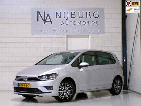 Volkswagen Golf Sportsvan 1.2 TSI 140PK Highline Allstar Stoelverwarming Apple-Carplay Parkeersensoren Navigatie Bluetooth Cruise