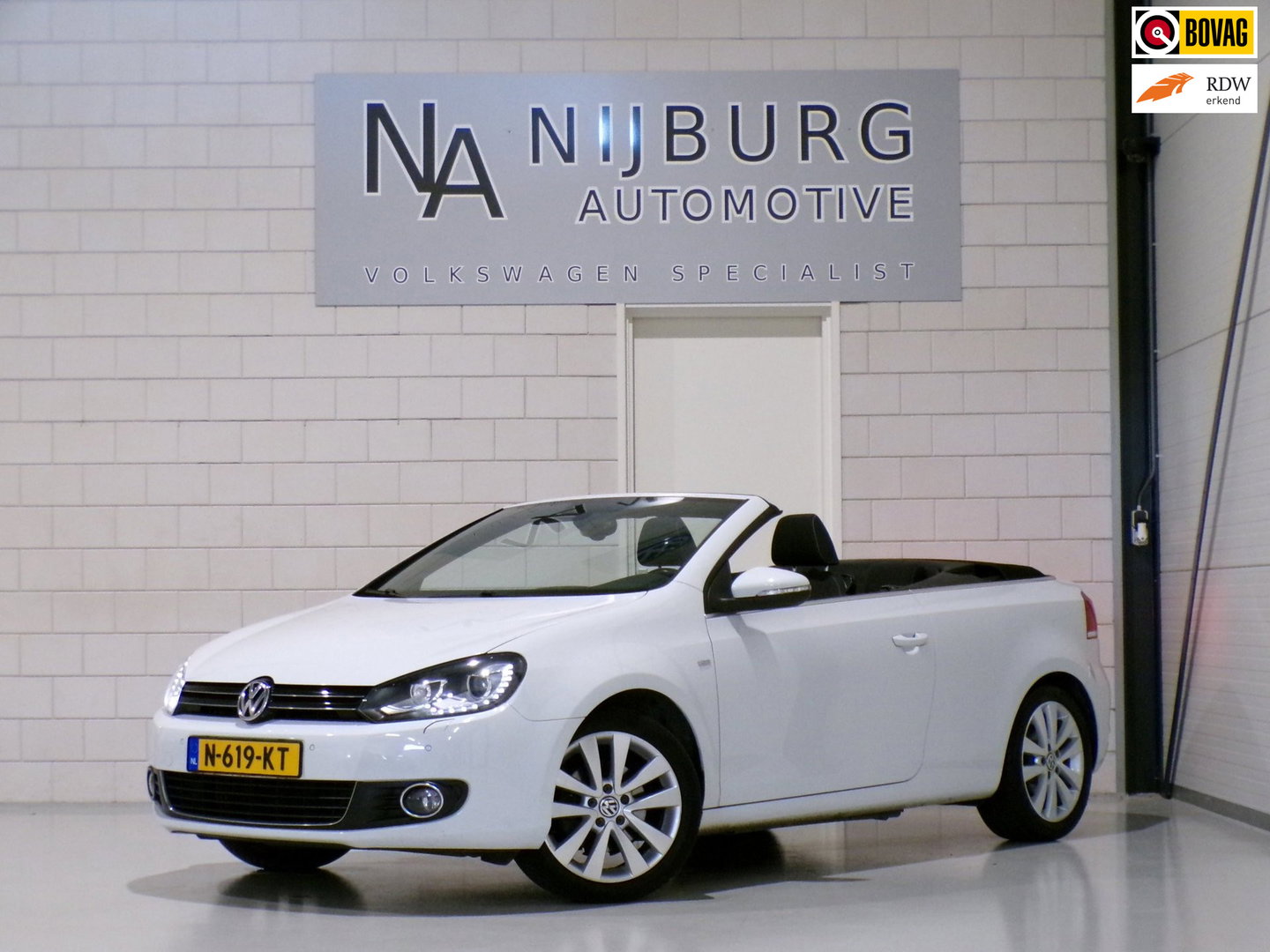 Volkswagen Golf Cabriolet 1.2 TSI Highline CUP Edition Apple-carplay Stoelverwarming Xenon-LED Parkeersensoren Trekhaak Garantie