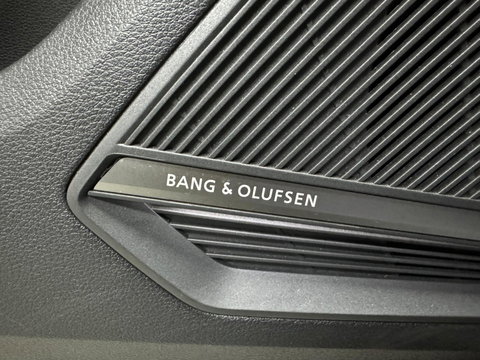 Audi Q2 1.4 TFSI 150PK S-line BlackEdition B&O Virtual Sfeer