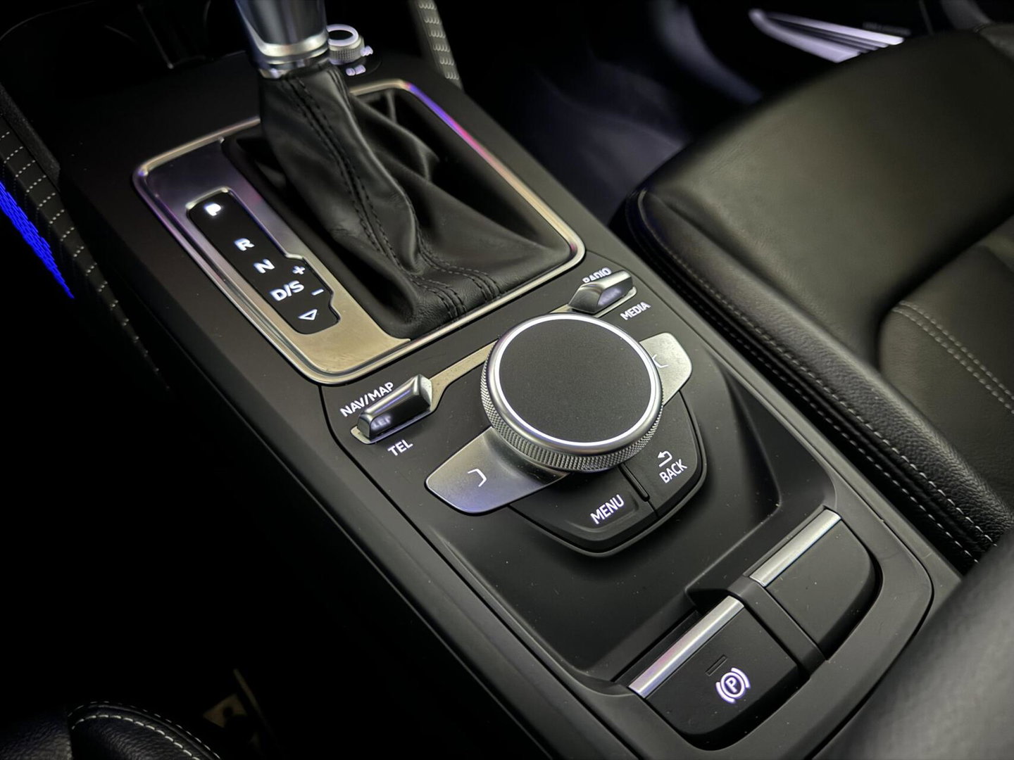 Audi Q2 1.4 TFSI 150PK S-line BlackEdition B&O Virtual Sfeer