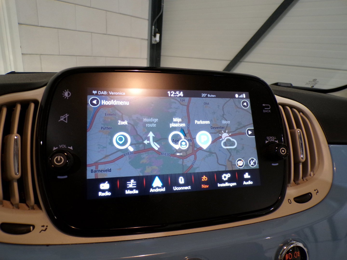 Fiat 500C 0.9 TwinAir Turbo Spiaggina 58 "Origineel NL!" Apple-Carplay Parkeersensoren Navigatie Cruise-control Bluetooth DAB+