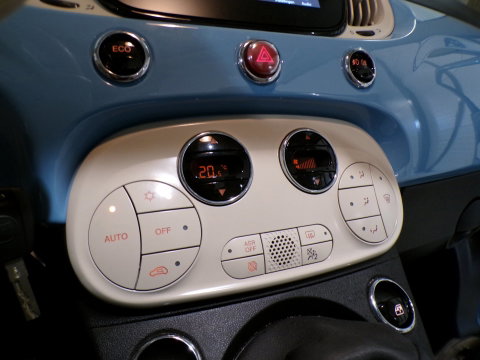 Fiat 500C 0.9 TwinAir Turbo Spiaggina 58 "Origineel NL!" Apple-Carplay Parkeersensoren Navigatie Cruise-control Bluetooth DAB+