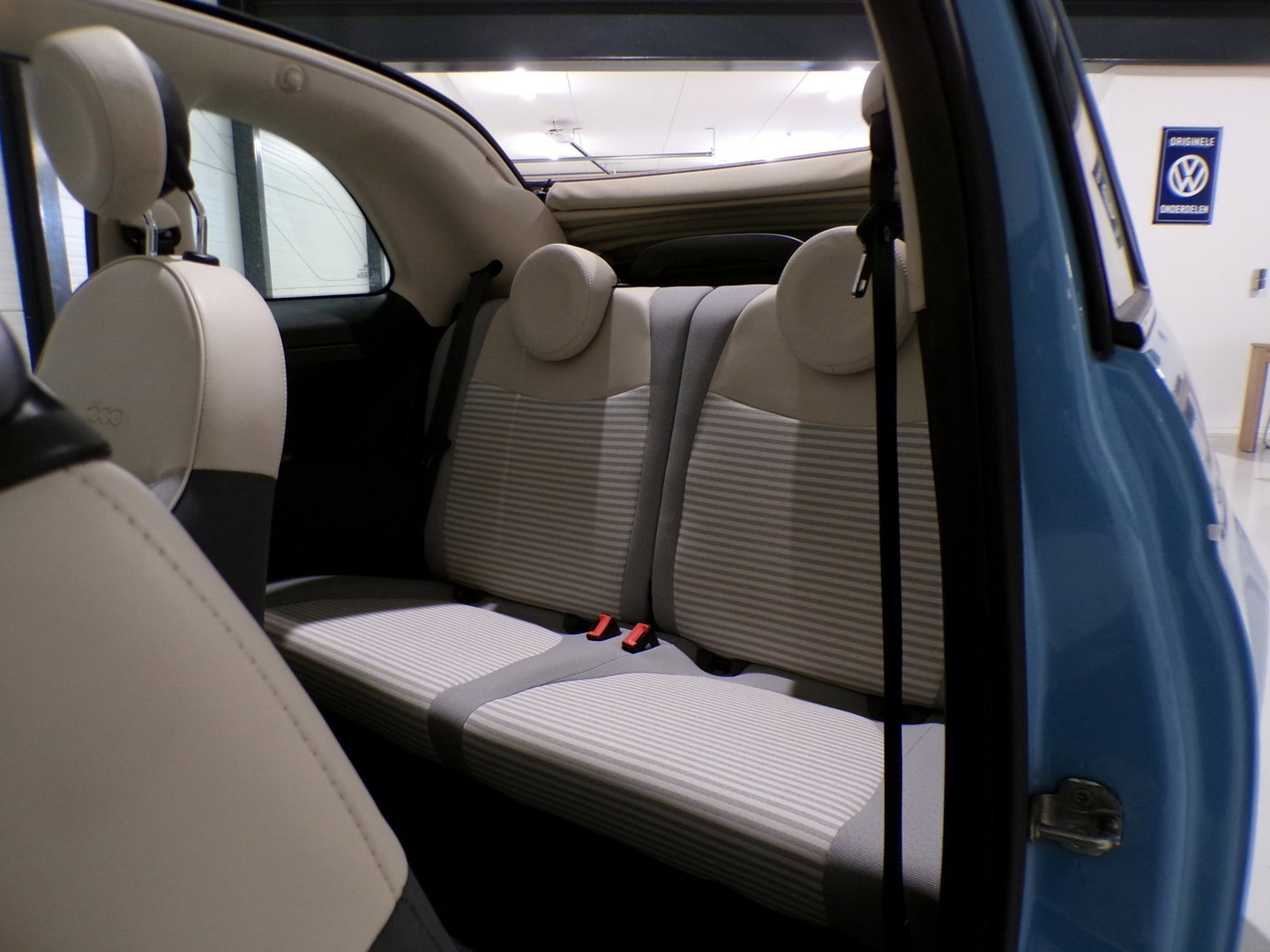 Fiat 500C 0.9 TwinAir Turbo Spiaggina 58 "Origineel NL!" Apple-Carplay Parkeersensoren Navigatie Cruise-control Bluetooth DAB+