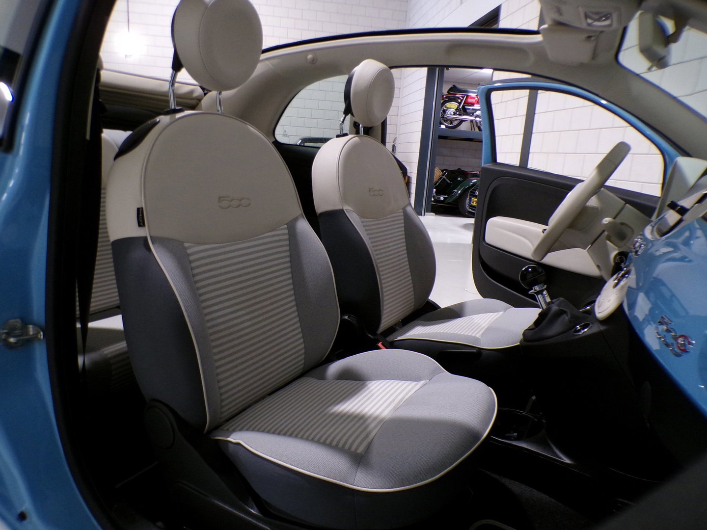 Fiat 500C 0.9 TwinAir Turbo Spiaggina 58 "Origineel NL!" Apple-Carplay Parkeersensoren Navigatie Cruise-control Bluetooth DAB+