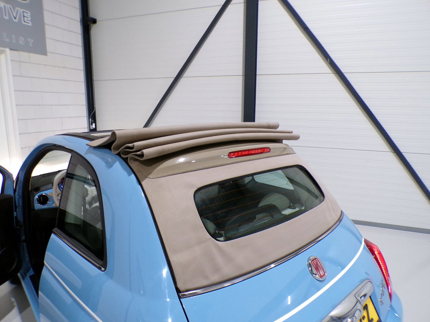 Fiat 500C 0.9 TwinAir Turbo Spiaggina 58 "Origineel NL!" Apple-Carplay Parkeersensoren Navigatie Cruise-control Bluetooth DAB+
