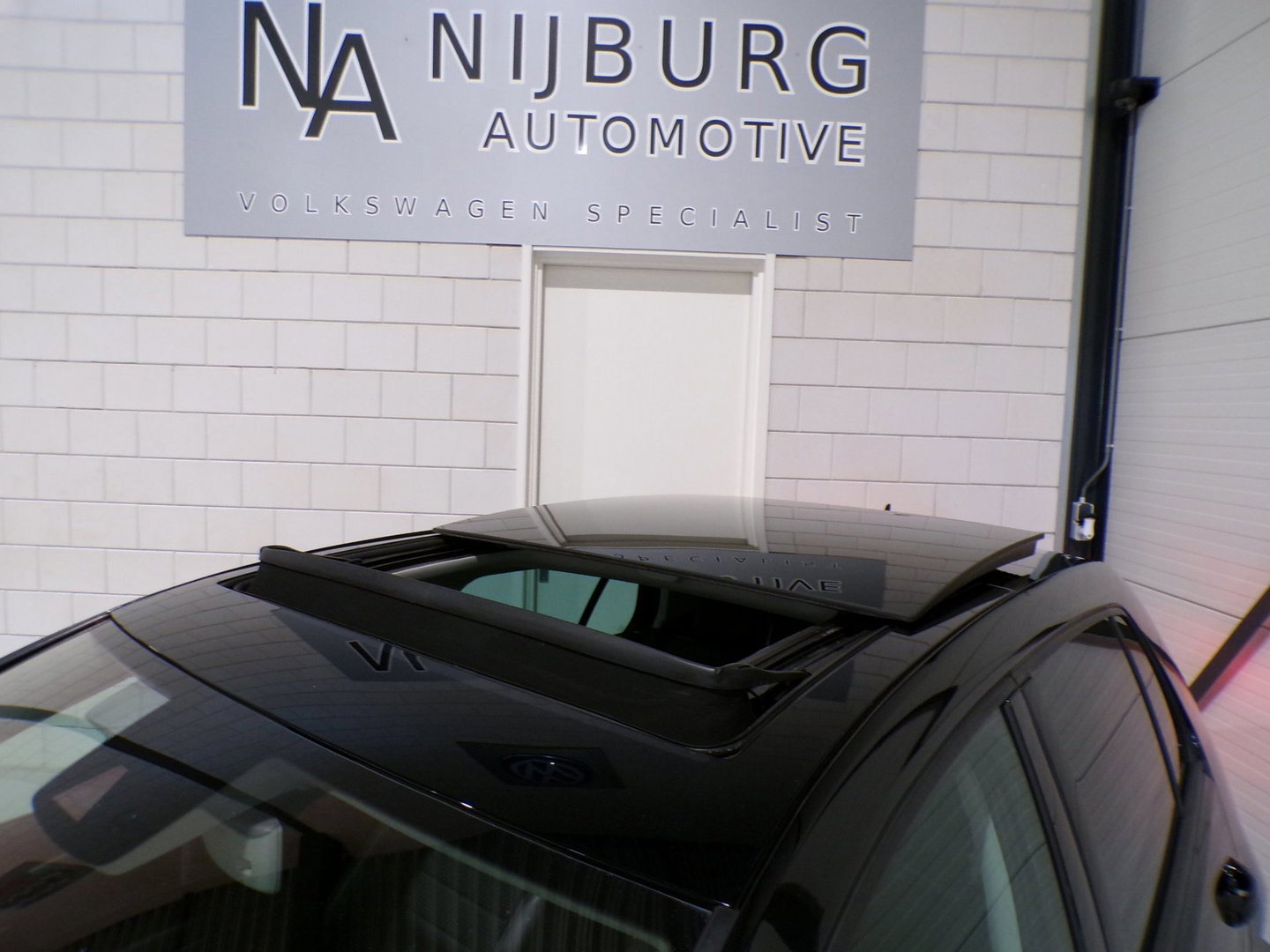 Volkswagen Golf 1.4 TSI ACT Highline "Automaat" Pano Stoelverwarming Trekhaak Xenon-LED Massage-stoel Camera Keyless Parkeersensor