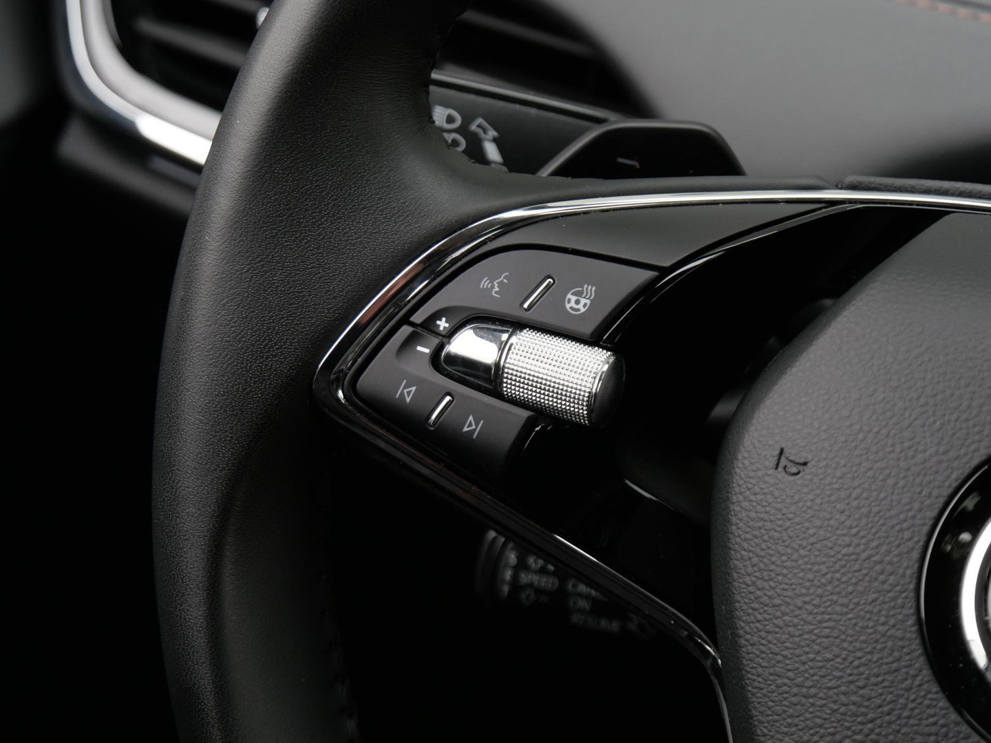 Škoda Enyaq iV 80 LEER/ ADAPTIVE CRUISE/ TREKHAAK/ BLINDSPOT/ ELEKT. STOEL/ SOH 90%
