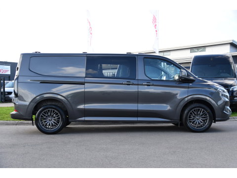 Ford Transit Custom 320 2.0 TDCI L2H1 Limited DC Adaptieve Cruise, 360 Camera, Carplay, Automaat, LED, 2 x Schuifdeur, Stoelverwarming, Virtual, 170pk, Sensoren, Uniek!