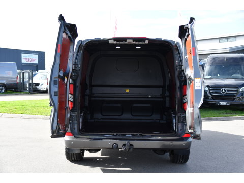Ford Transit Custom 320 2.0 TDCI L2H1 Limited DC Adaptieve Cruise, 360 Camera, Carplay, Automaat, LED, 2 x Schuifdeur, Stoelverwarming, Virtual, 170pk, Sensoren, Uniek!