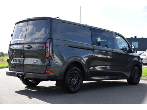 Ford Transit Custom 320 2.0 TDCI L2H1 Limited DC Adaptieve Cruise, 360 Camera, Carplay, Automaat, LED, 2 x Schuifdeur, Stoelverwarming, Virtual, 170pk, Sensoren, Uniek!
