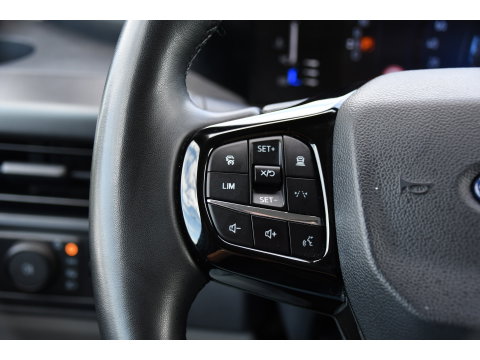 Ford Transit Custom 320 2.0 TDCI L1H1 Sport AWD Black Edition Adaptieve Cruise, 360 Camera, Carplay, B&O, Electrische Stoel, 170pk, LED, 4x4, Stoelverwarming, Stuurverwarming, Uniek!