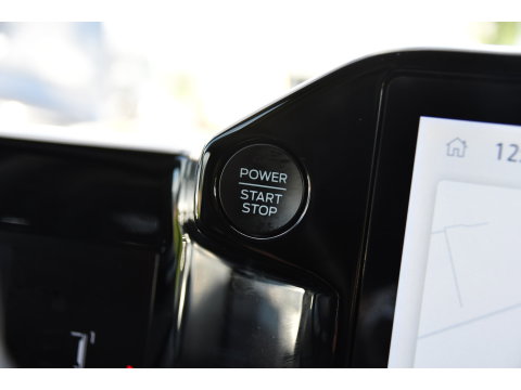 Ford Transit Custom 320 2.0 TDCI L1H1 Sport AWD Black Edition Adaptieve Cruise, 360 Camera, Carplay, B&O, Electrische Stoel, 170pk, LED, 4x4, Stoelverwarming, Stuurverwarming, Uniek!