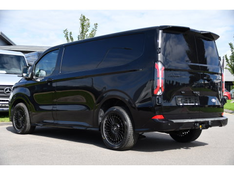 Ford Transit Custom 320 2.0 TDCI L1H1 Sport AWD Black Edition Adaptieve Cruise, 360 Camera, Carplay, B&O, Electrische Stoel, 170pk, LED, 4x4, Stoelverwarming, Stuurverwarming, Uniek!