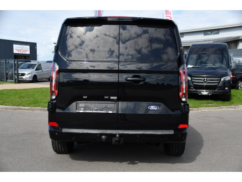 Ford Transit Custom 320 2.0 TDCI L1H1 Sport AWD Black Edition Adaptieve Cruise, 360 Camera, Carplay, B&O, Electrische Stoel, 170pk, LED, 4x4, Stoelverwarming, Stuurverwarming, Uniek!