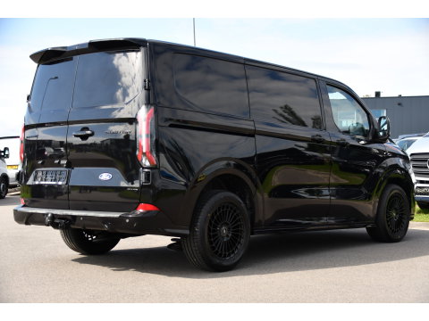 Ford Transit Custom 320 2.0 TDCI L1H1 Sport AWD Black Edition Adaptieve Cruise, 360 Camera, Carplay, B&O, Electrische Stoel, 170pk, LED, 4x4, Stoelverwarming, Stuurverwarming, Uniek!