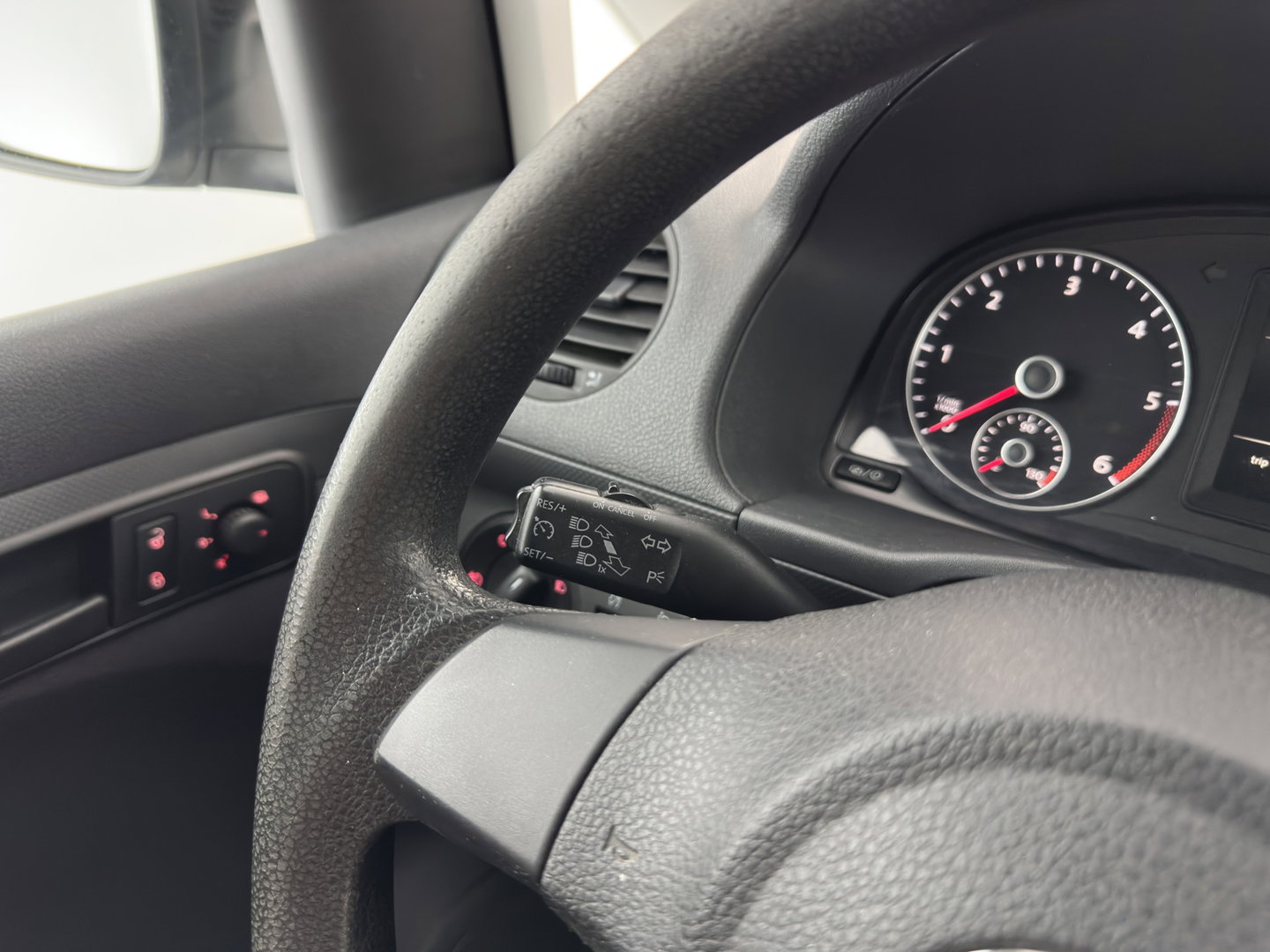 Volkswagen Caddy 1.6 TDI BMT *NAVI-FULLMAP | LEATHER-FABRIC | AIRCO | CRUISE | PDC | COMFORT-SEATS*