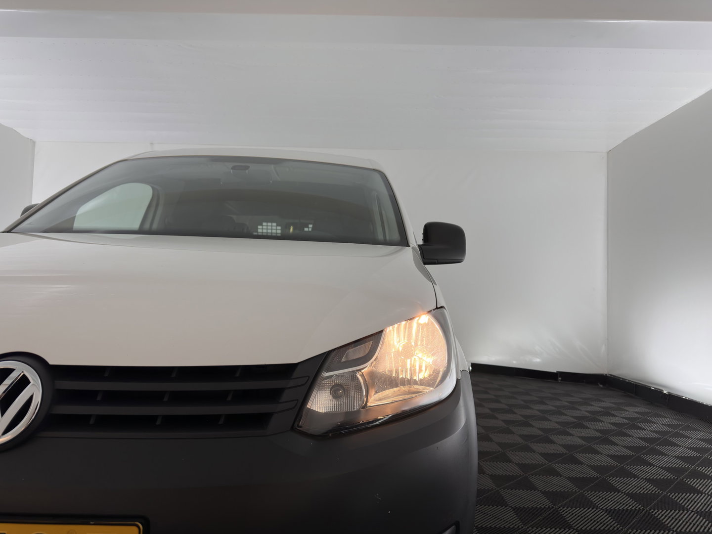 Volkswagen Caddy 1.6 TDI BMT *NAVI-FULLMAP | LEATHER-FABRIC | AIRCO | CRUISE | PDC | COMFORT-SEATS*