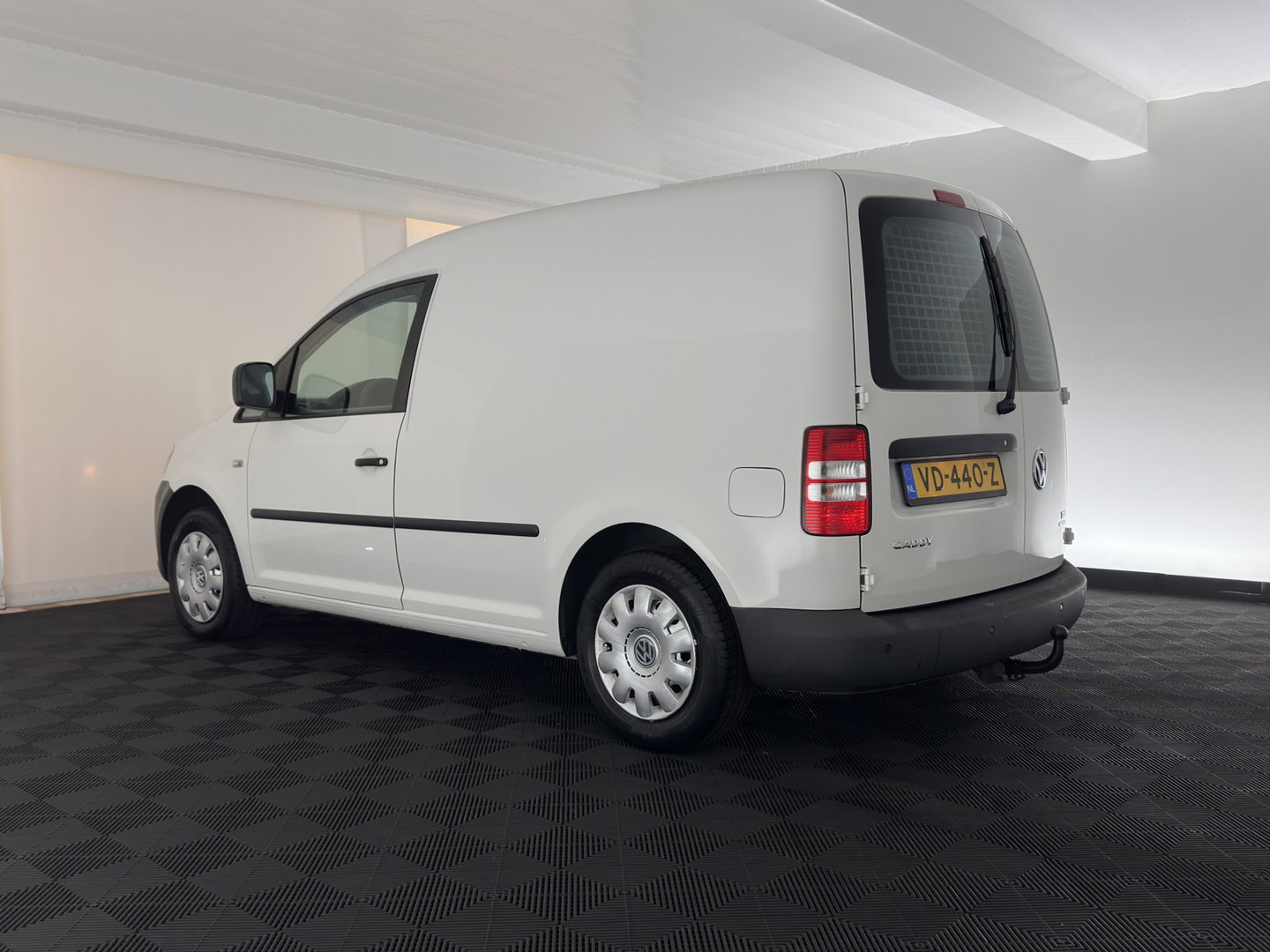 Volkswagen Caddy 1.6 TDI BMT *NAVI-FULLMAP | LEATHER-FABRIC | AIRCO | CRUISE | PDC | COMFORT-SEATS*