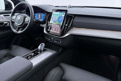 Volvo XC90 T8 Ultra Black Edition | Bowers&Wilkins | Luchtvering | Panoramadak | Trekhaak | 360° Camera | Massage | Stoelventilatie | 22 Inch
