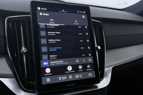 Volvo XC90 T8 Ultra Black Edition | Bowers&Wilkins | Luchtvering | Panoramadak | Trekhaak | 360° Camera | Massage | Stoelventilatie | 22 Inch