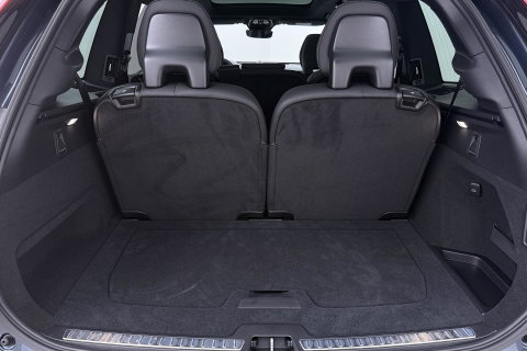 Volvo XC90 T8 Ultra Black Edition | Bowers&Wilkins | Luchtvering | Panoramadak | Trekhaak | 360° Camera | Massage | Stoelventilatie | 22 Inch