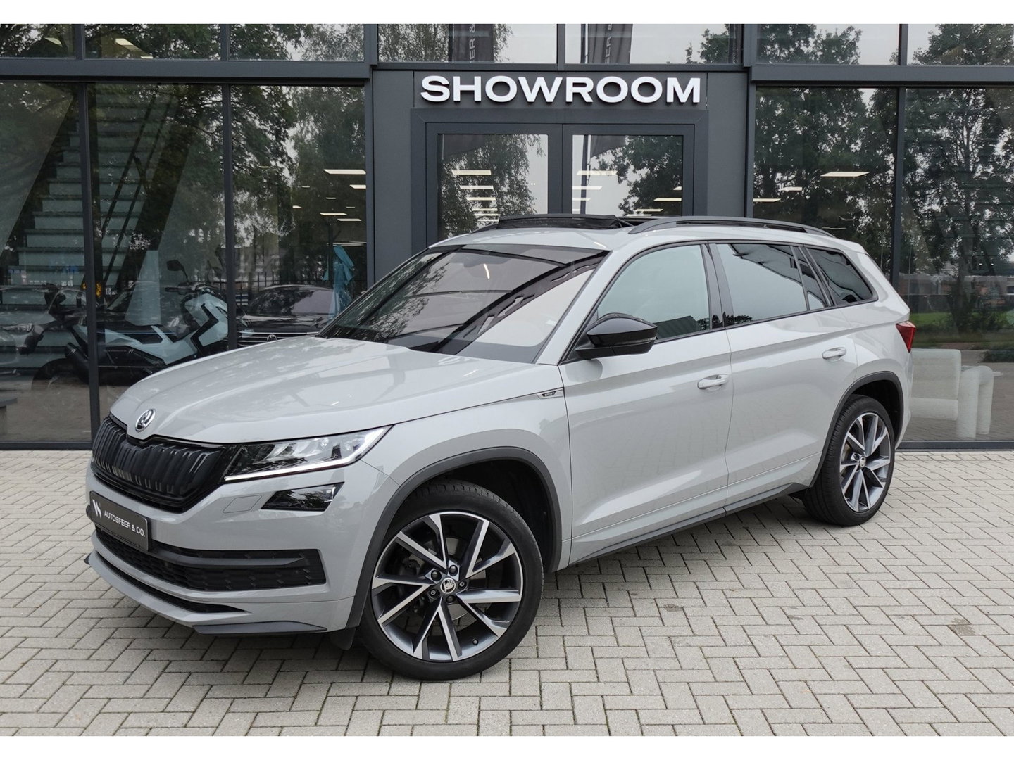 Škoda Kodiaq 1.5 TSI Business Edition Plus PANO CAM MEMORY